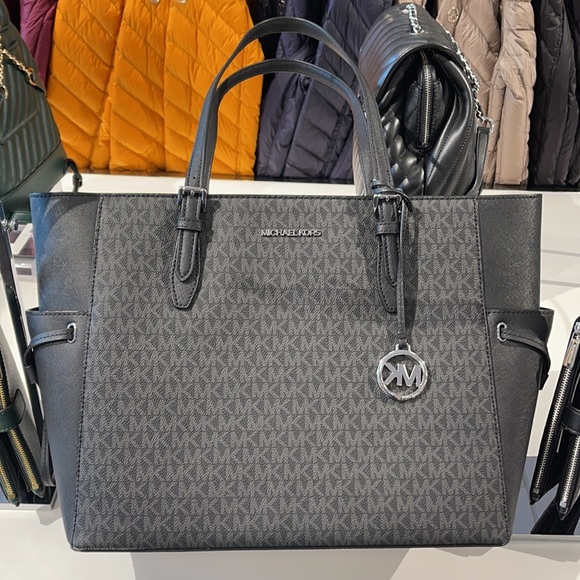 Michael Kors Handbags - Michael Kors Gilly Travel Large Drawstring Tote NWT